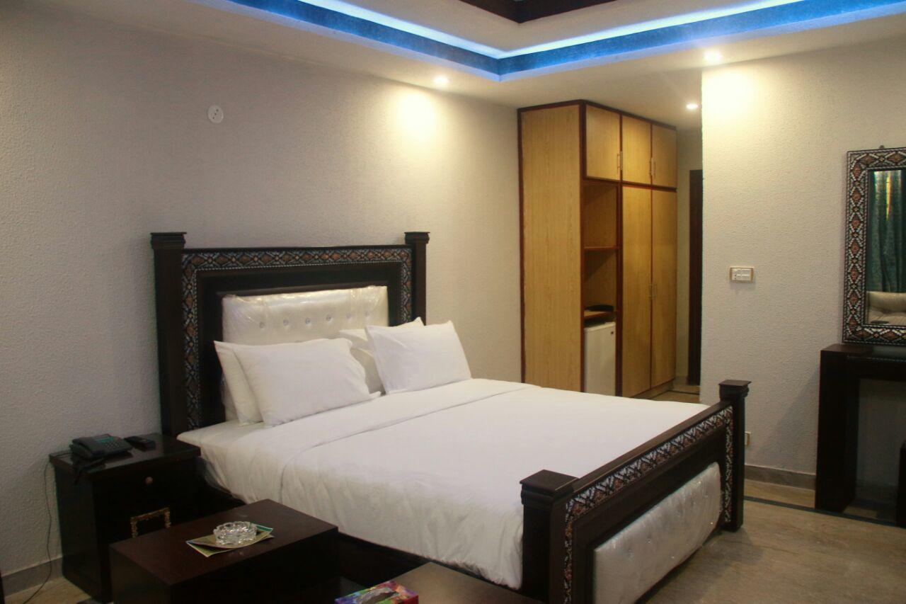 Pool & Park Resorts Lahore Bagian luar foto