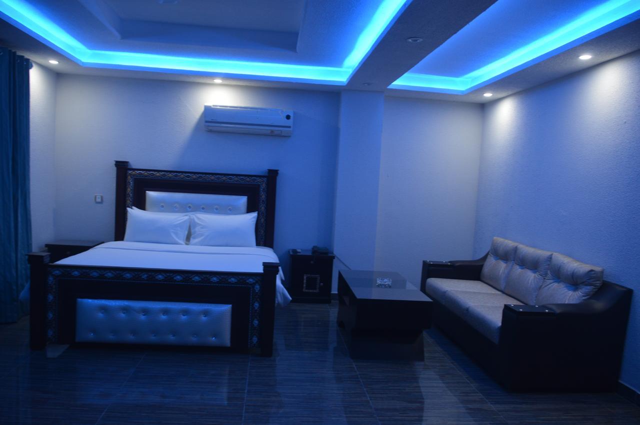 Pool & Park Resorts Lahore Bagian luar foto
