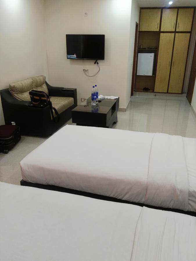 Pool & Park Resorts Lahore Bagian luar foto