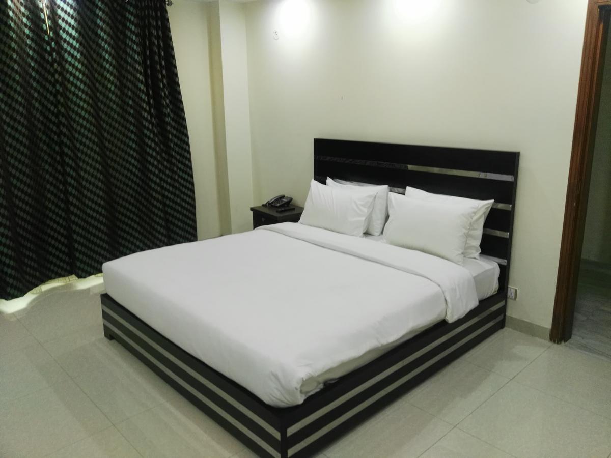 Pool & Park Resorts Lahore Bagian luar foto